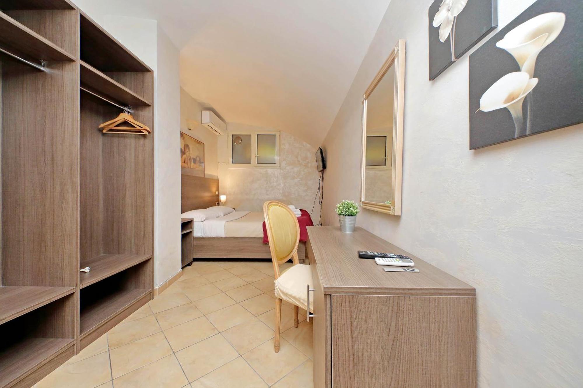 Gallery Home Рим Экстерьер фото