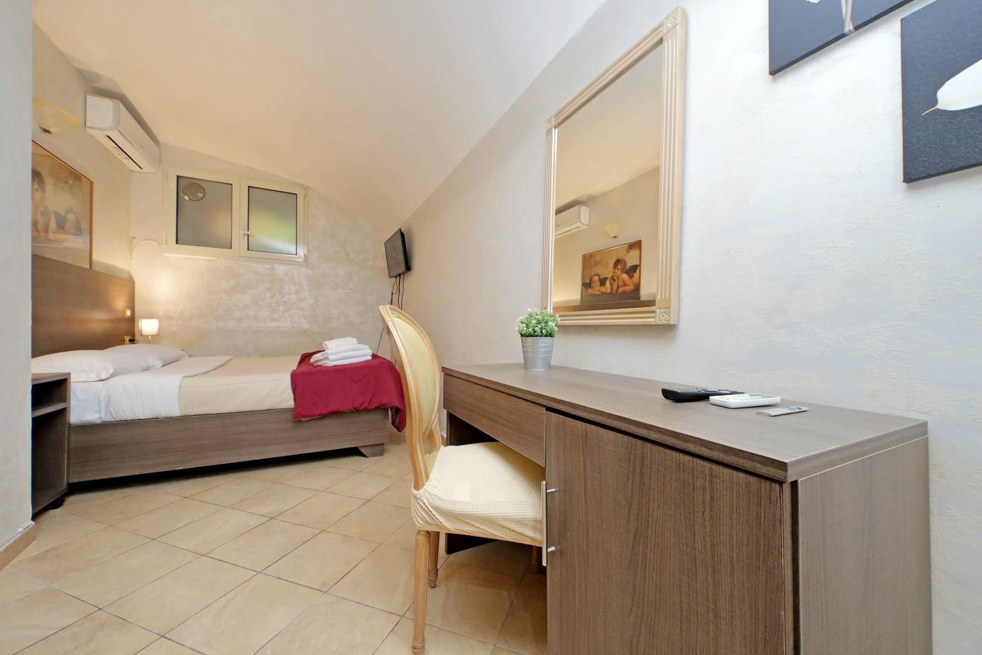Gallery Home Рим Экстерьер фото
